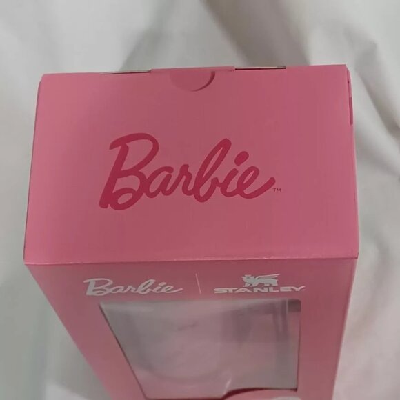 Stanley X Barbie Icon Flowstate Quencher 40 oz Tumbler Brand New In Box - Picture 7 of 8